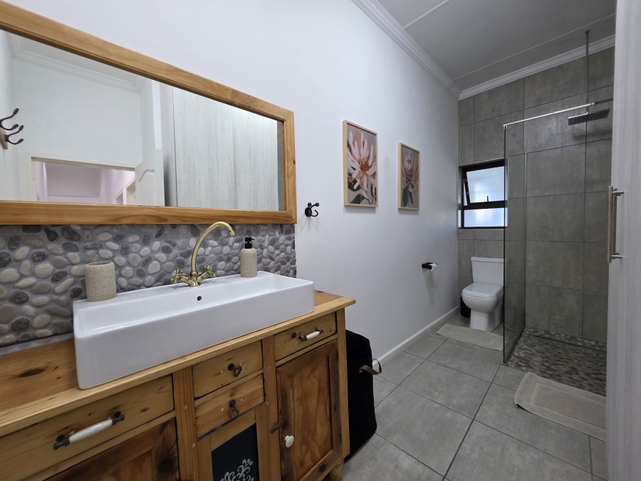 4 Bedroom Property for Sale in C Place Eastern Cape